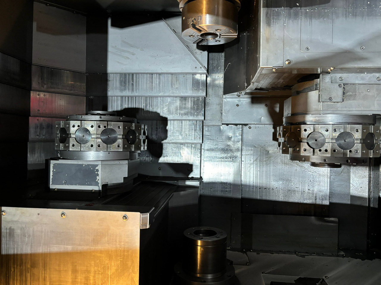 Doosan TT1800 SY - High-Performance Twin-Spindle Turning Centre with Y-Axis