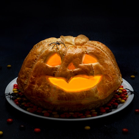 Jack-O-Lantern Pumpkin Pie