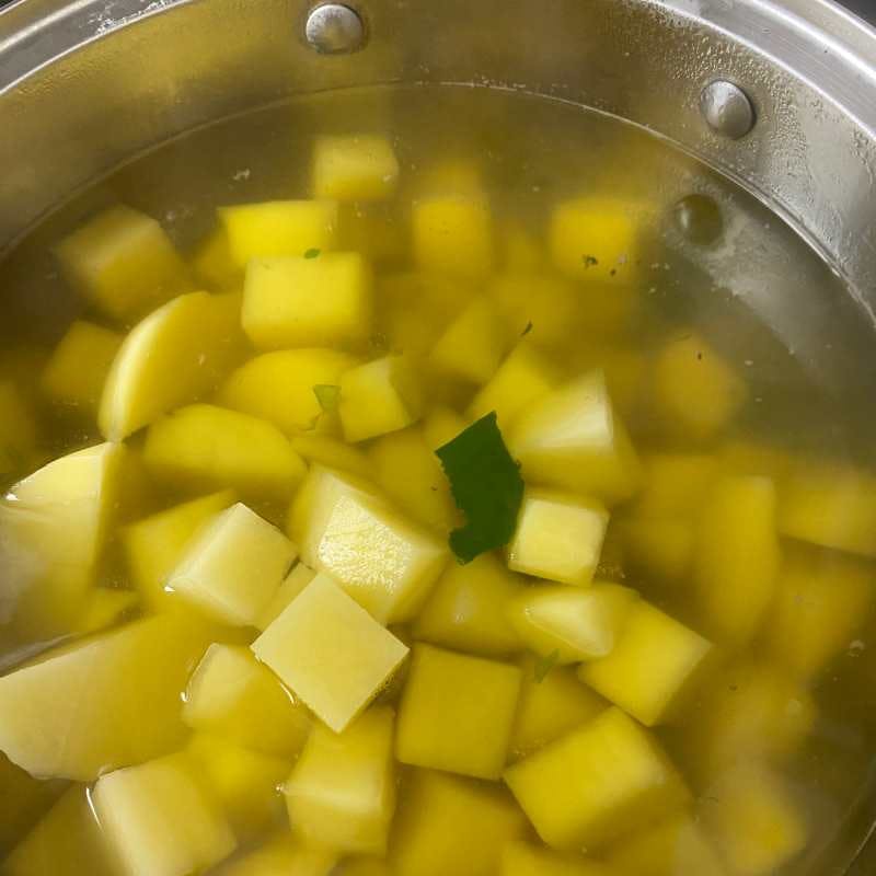 boiling diced potatoes