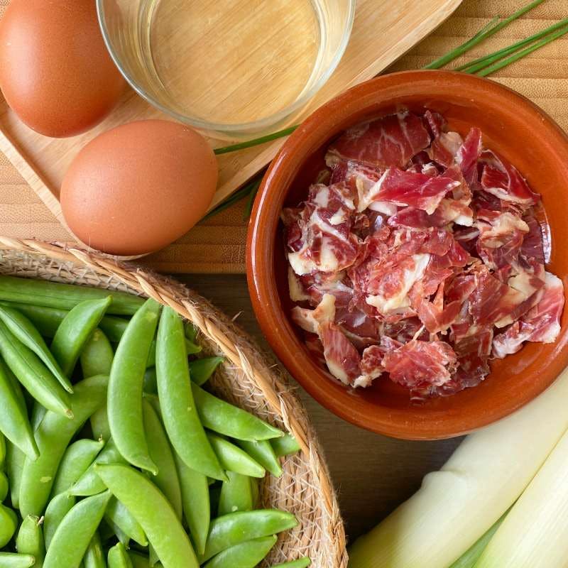 Ingredients for cooking pea and ham
