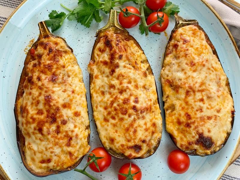 Stuffed aubergines with tuna