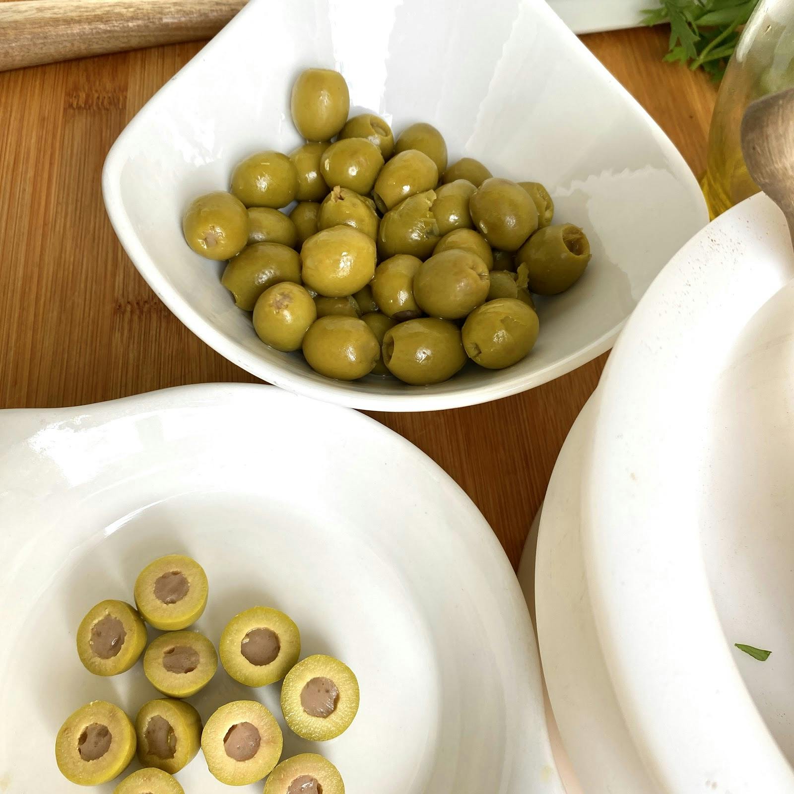 olives stuffed with Spanish Anchovy