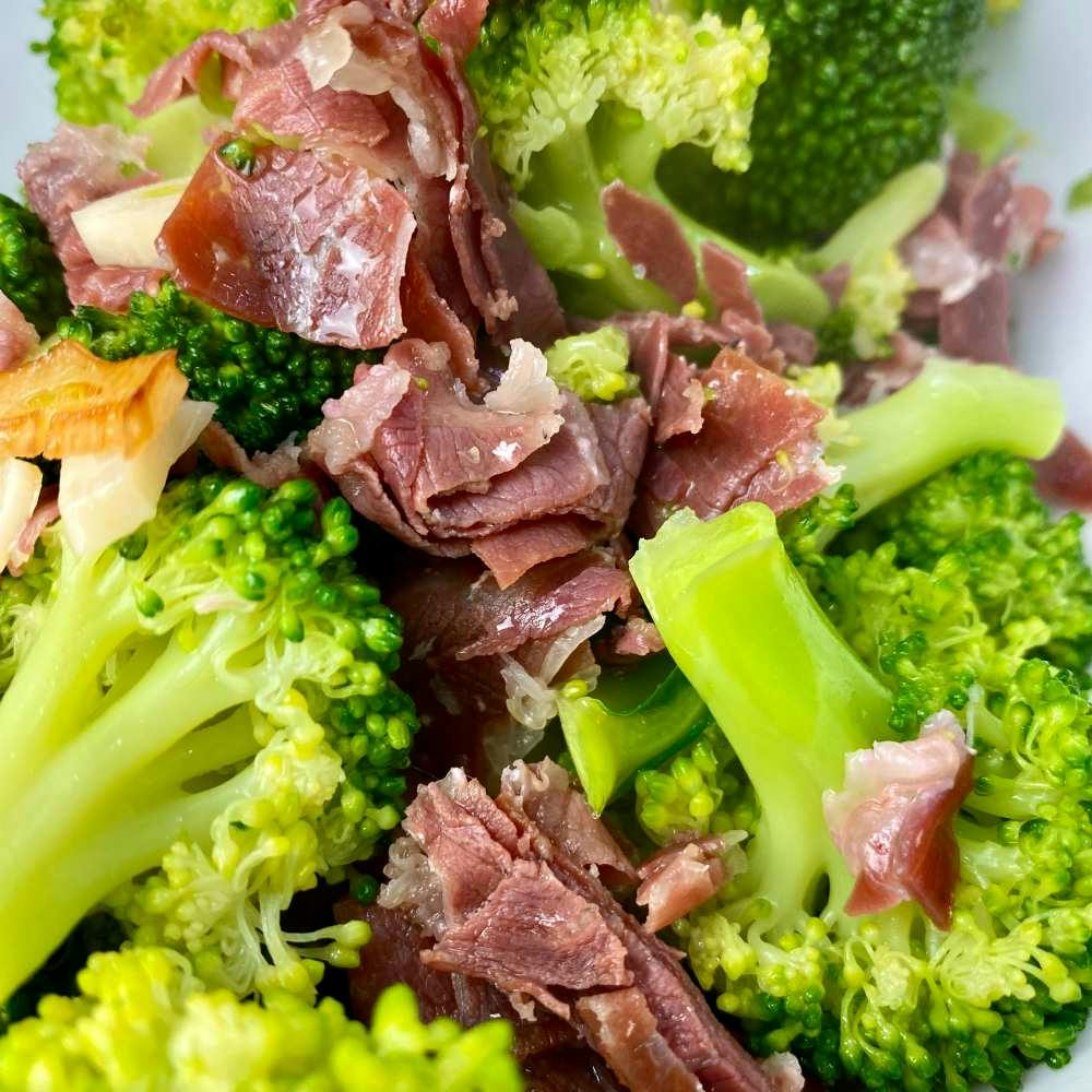 Broccoli with Iberiam Ham