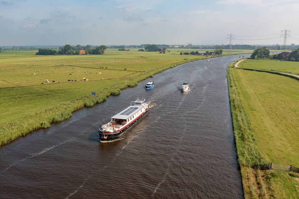 Intrim Chef kok aan boord van hotelboot Lena Maria