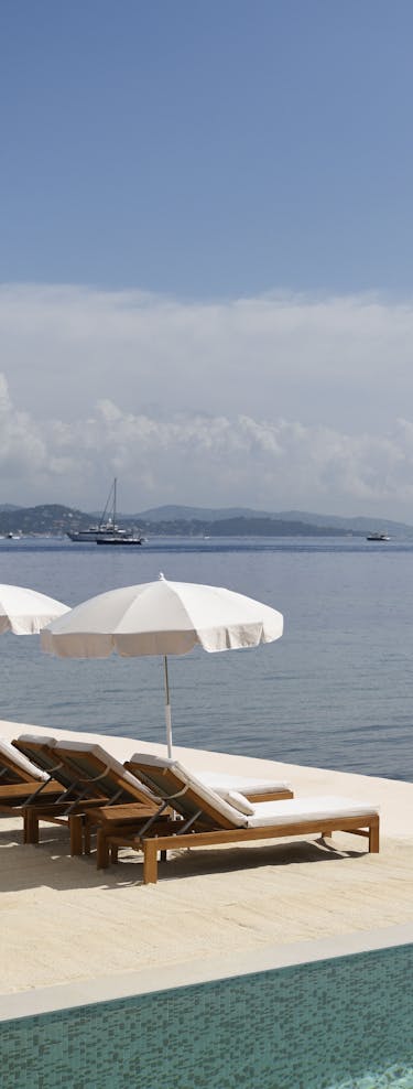 LV By The Pool: The Cheval Blanc Saint-Tropez hotel transforms its swimming  pool with Louis Vuitton - Chic Riviera
