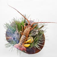 photo de l'assiette avec le homard