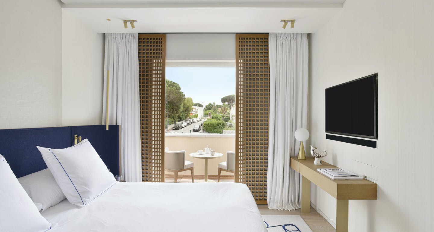Courtyard Classic Room Cheval Blanc St Tropez Hotel