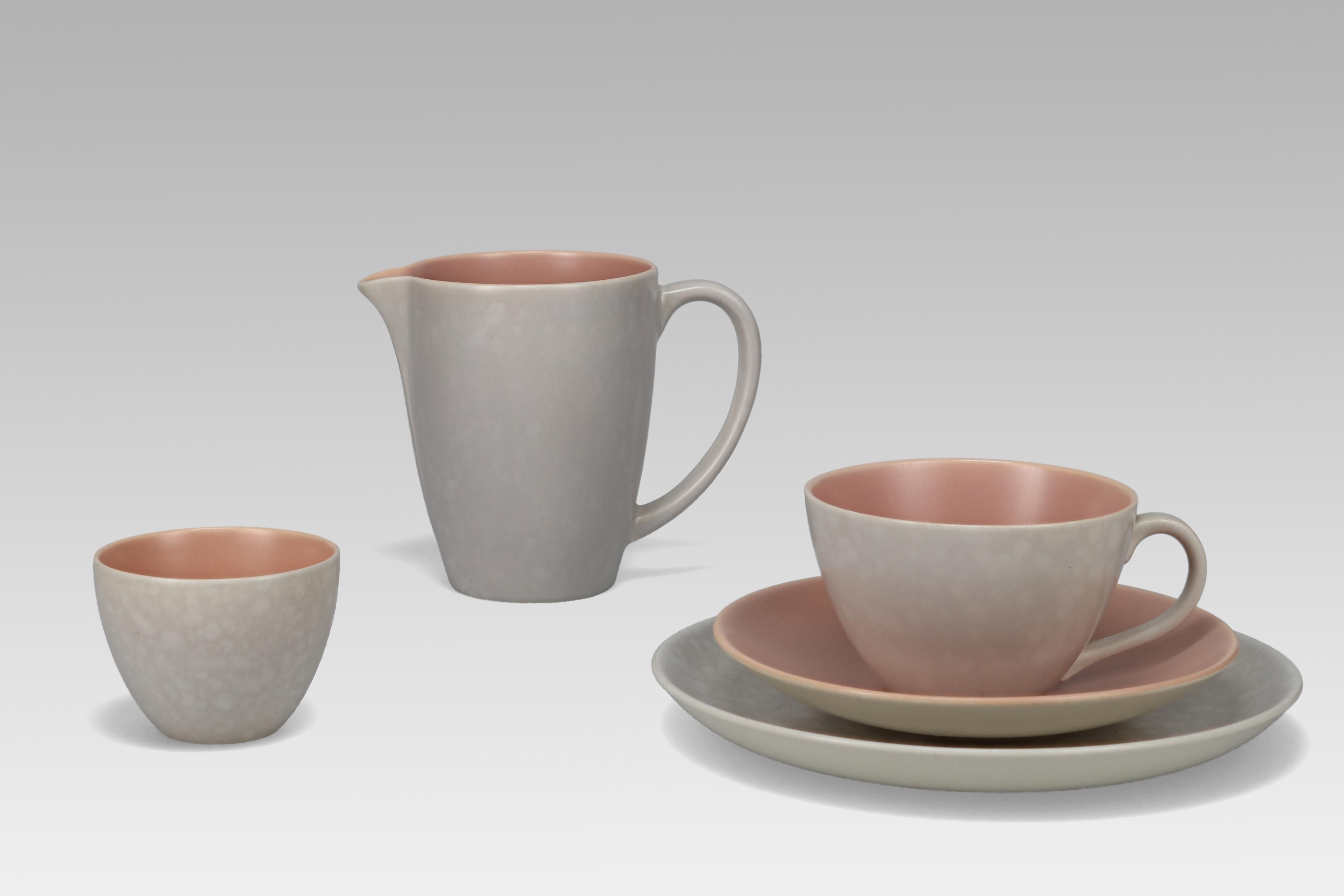 Poole Twintone Seagull and Peach
