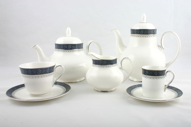 Royal Doulton Lausanne TC1121 Set of 4 Tea  Cups Mugs