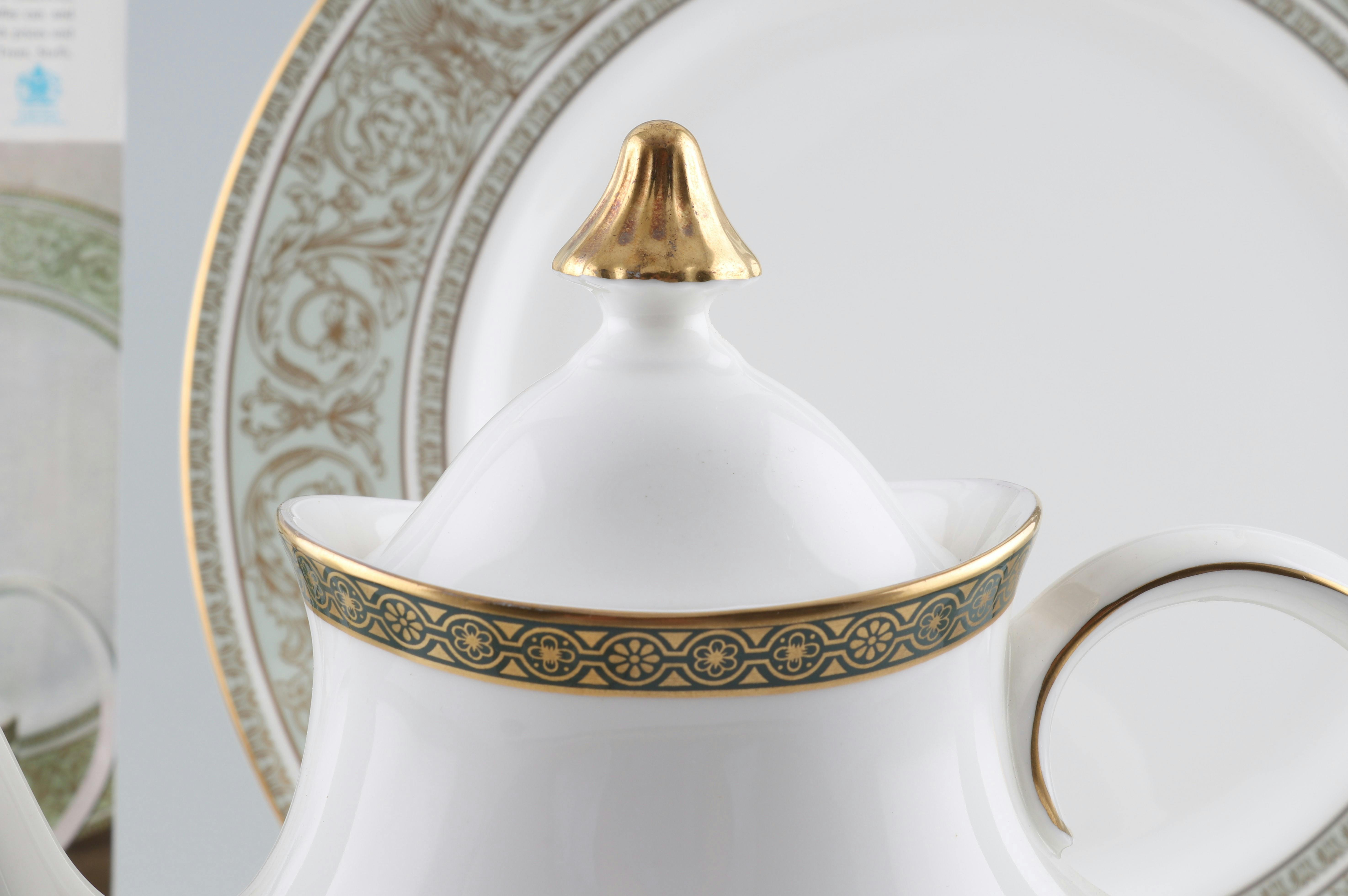 Royal Doulton china Vanborough coffee pot