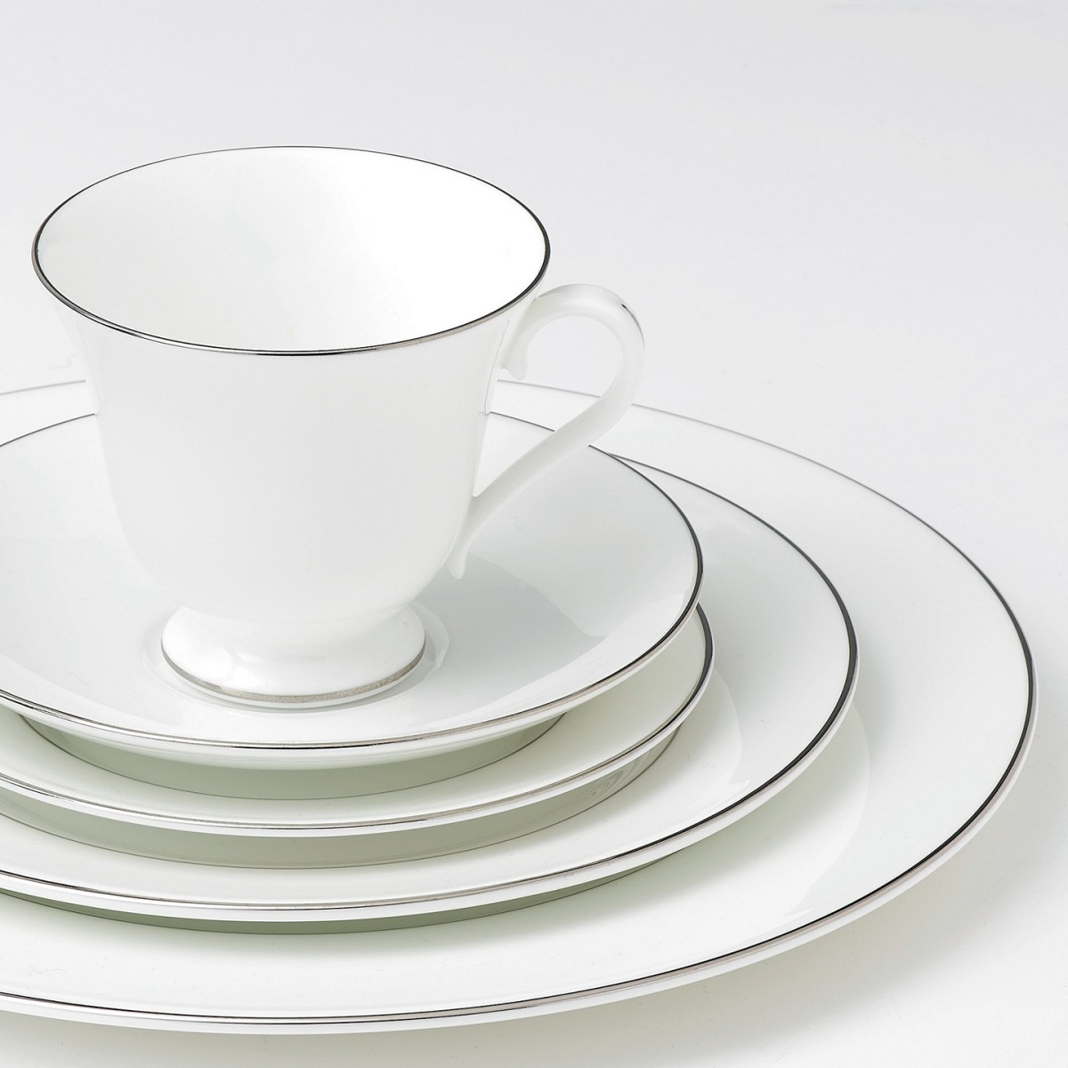 Wedgwood Signet Platinum

