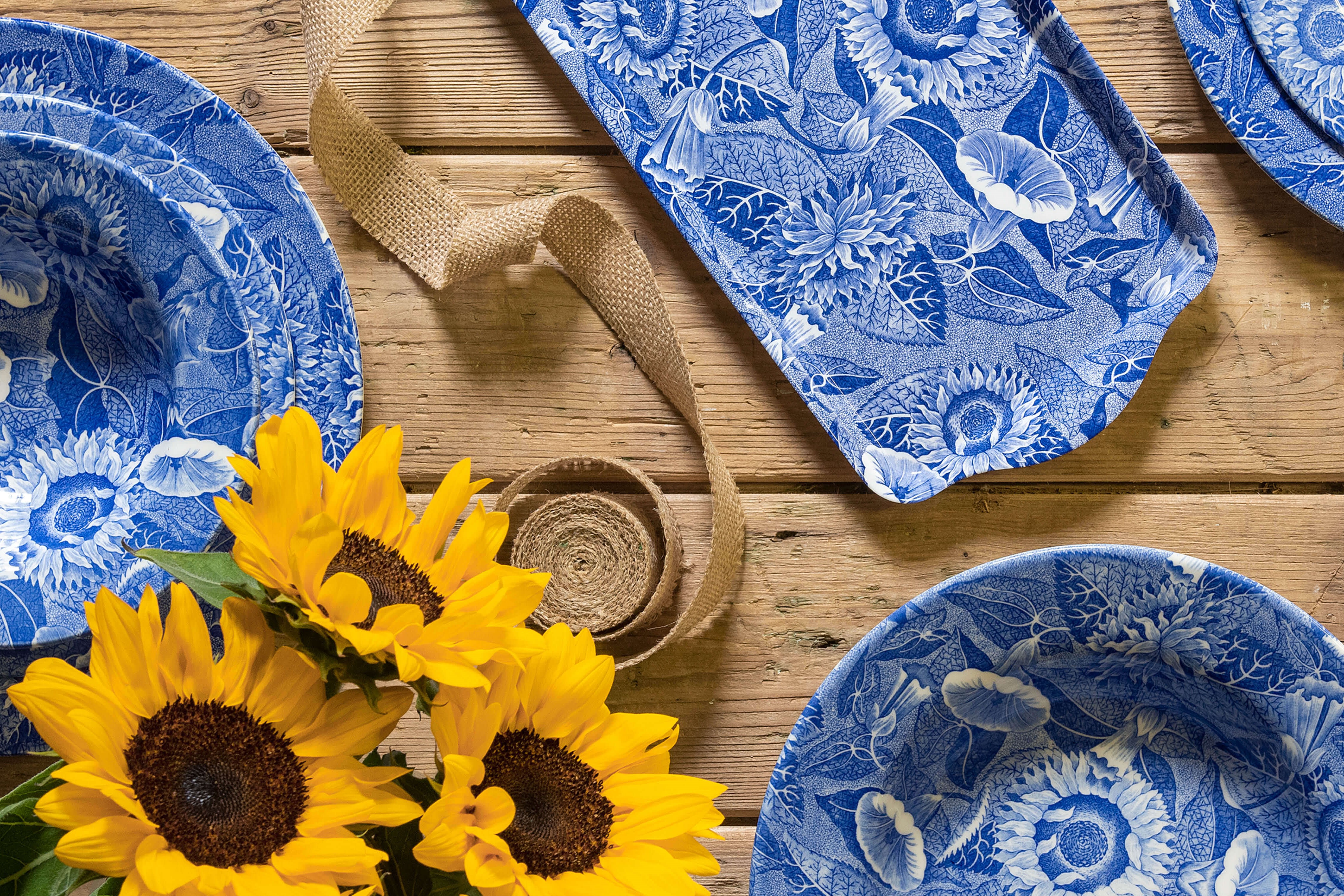 Spode Sunflower - Blue Room
