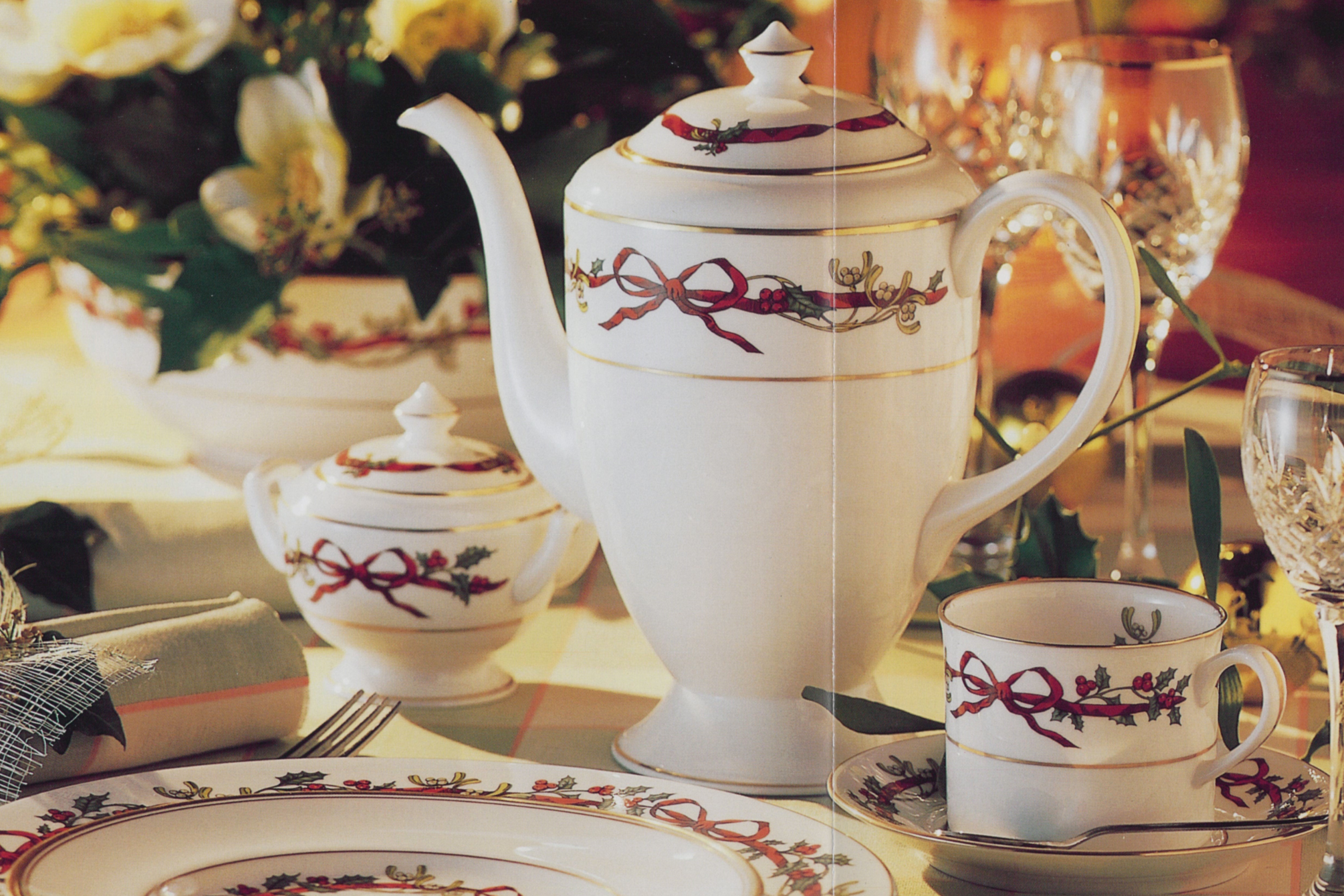 Royal Worcester Holly Ribbons
