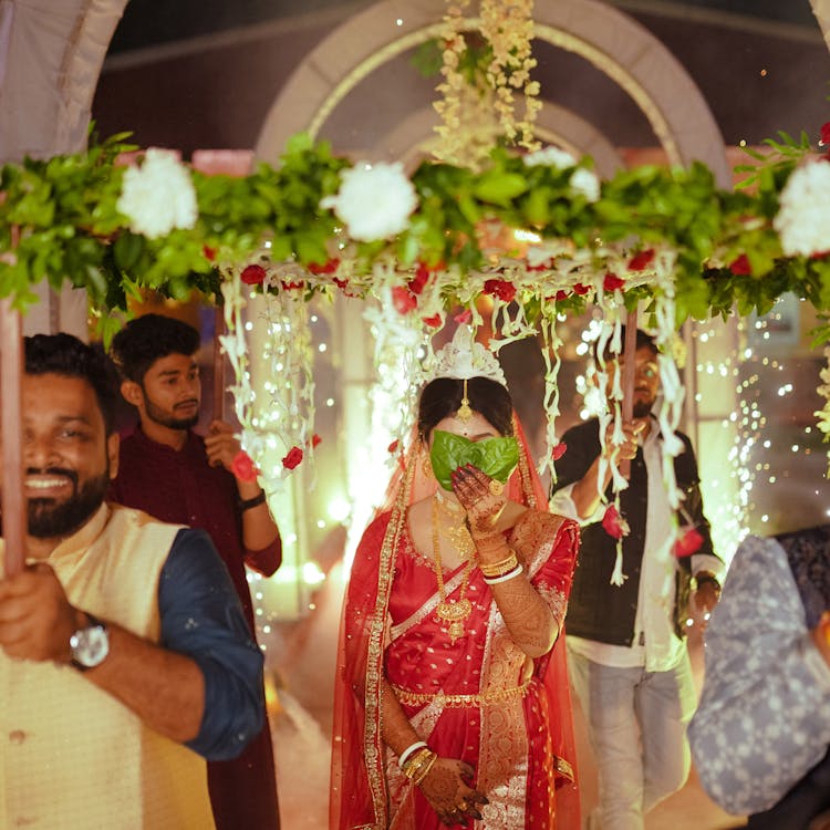 candid wedding photography