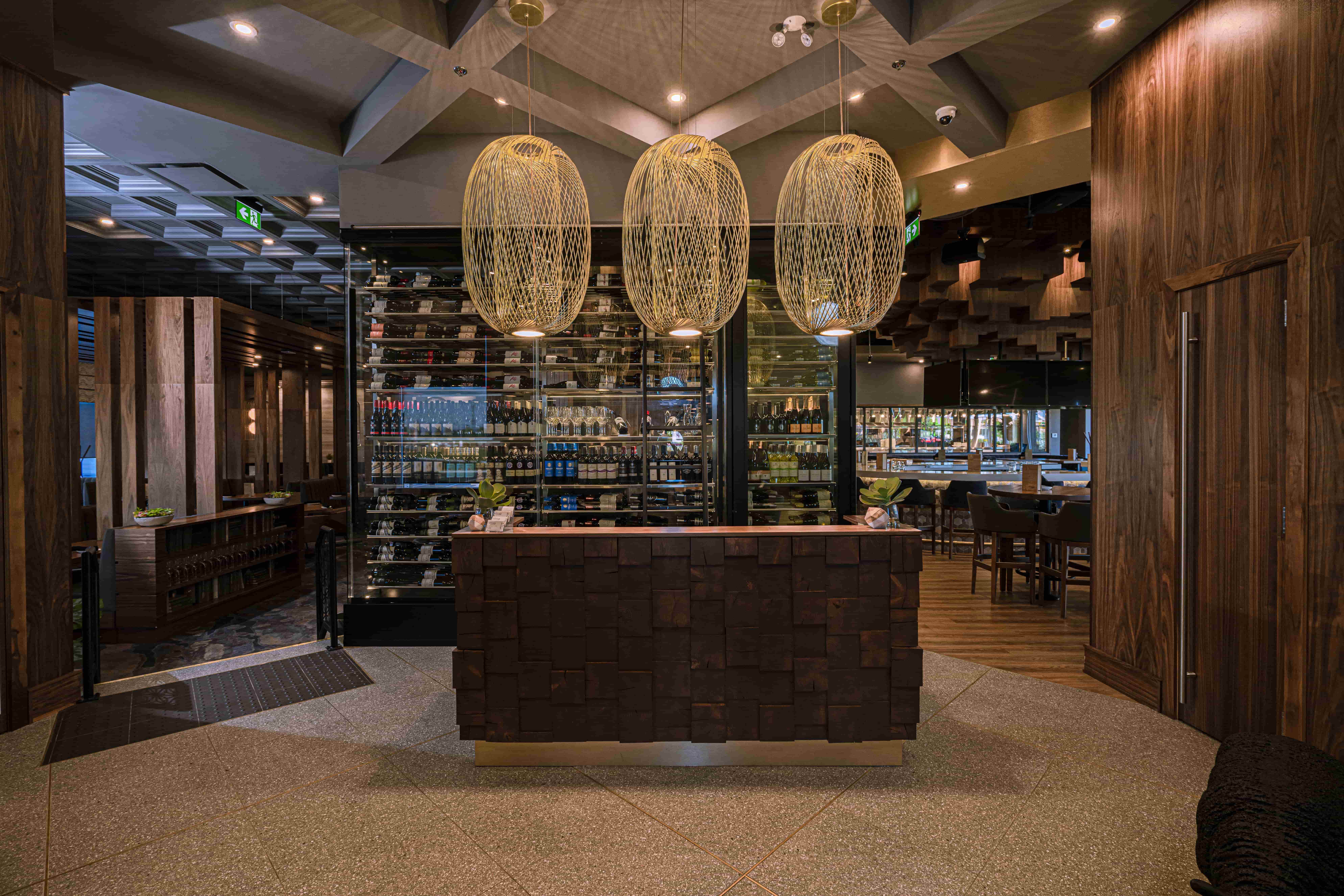 Happy Hour, Dinner, Late Night Ottawa, Hunt Club Chop Steakhouse & Bar