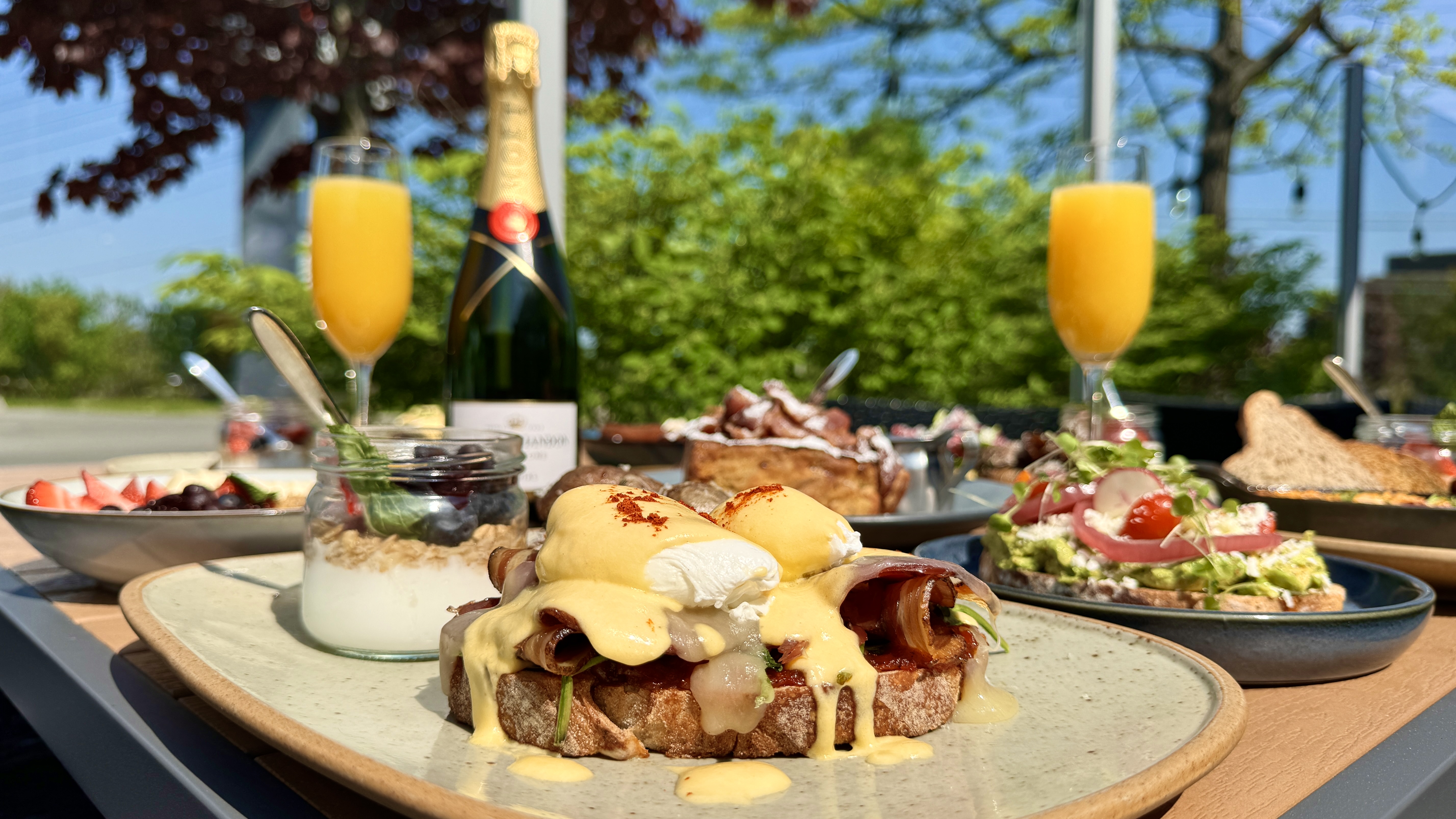  Brunch at Chop Dixon Rd Chop Steakhouse & Bar