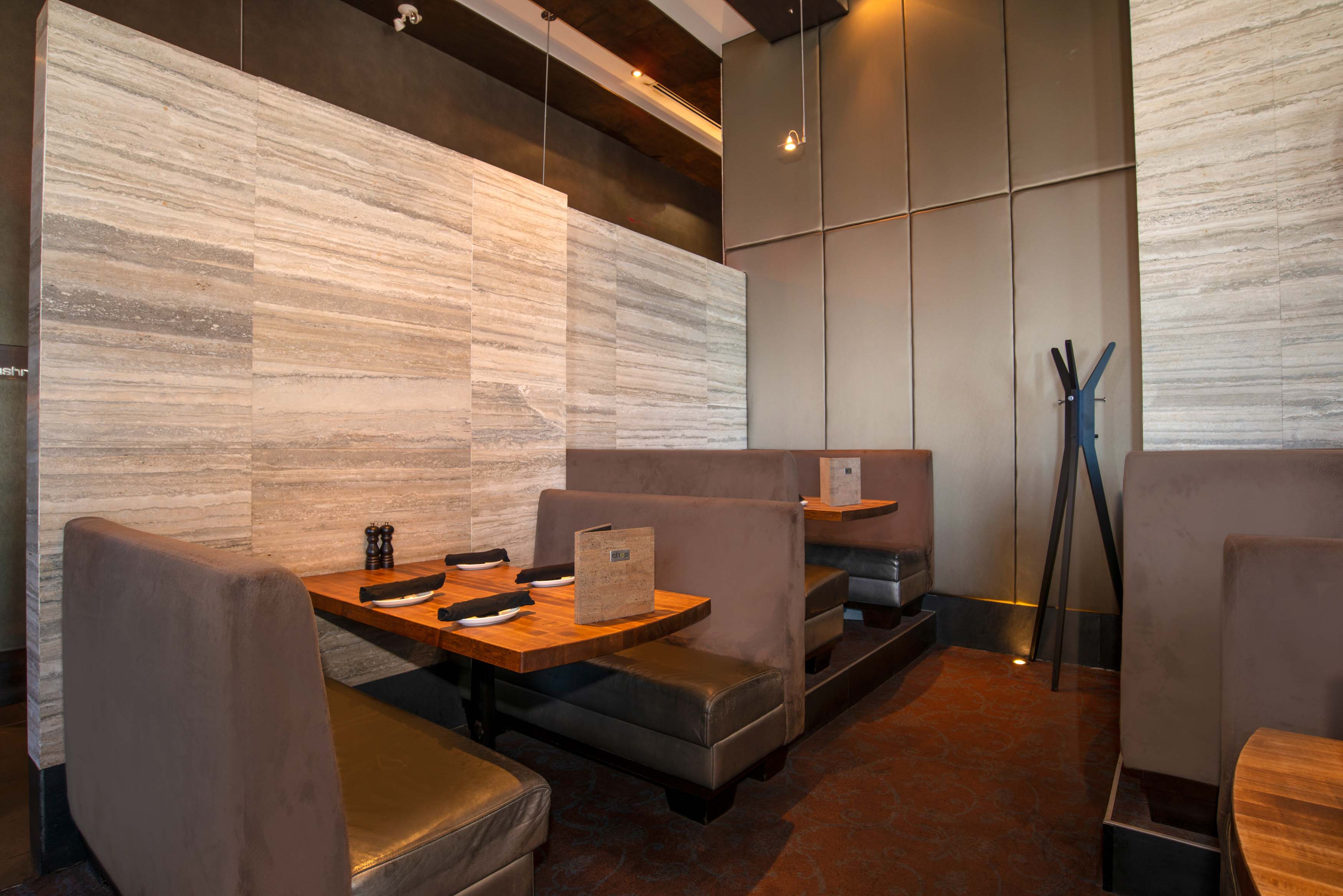 Chop Steakhouse & Bar Happy Hour, Dinner, Late Night Winnipeg, Airport Now Open