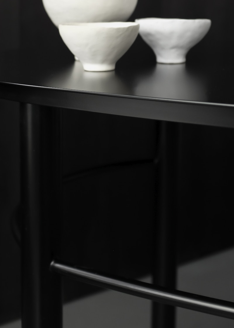 Metal Desk - Wandle Desk - Desk detail