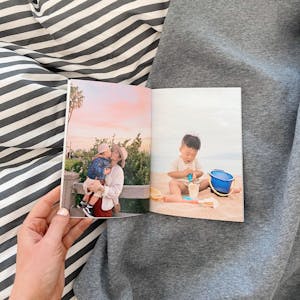 Monthbook interior