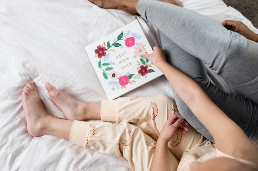 Thoughtful Personalized Gifts For Your Mom