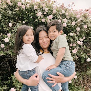 spring family photo