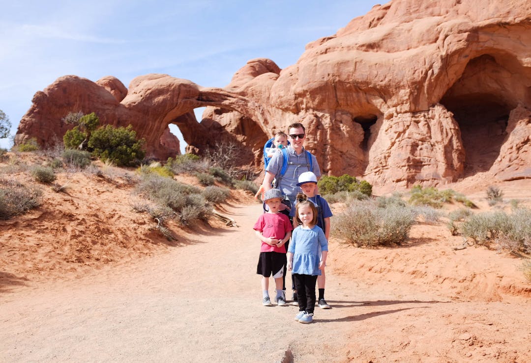 family in Zions National Park