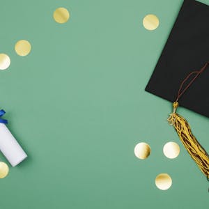 graduation photo ideas