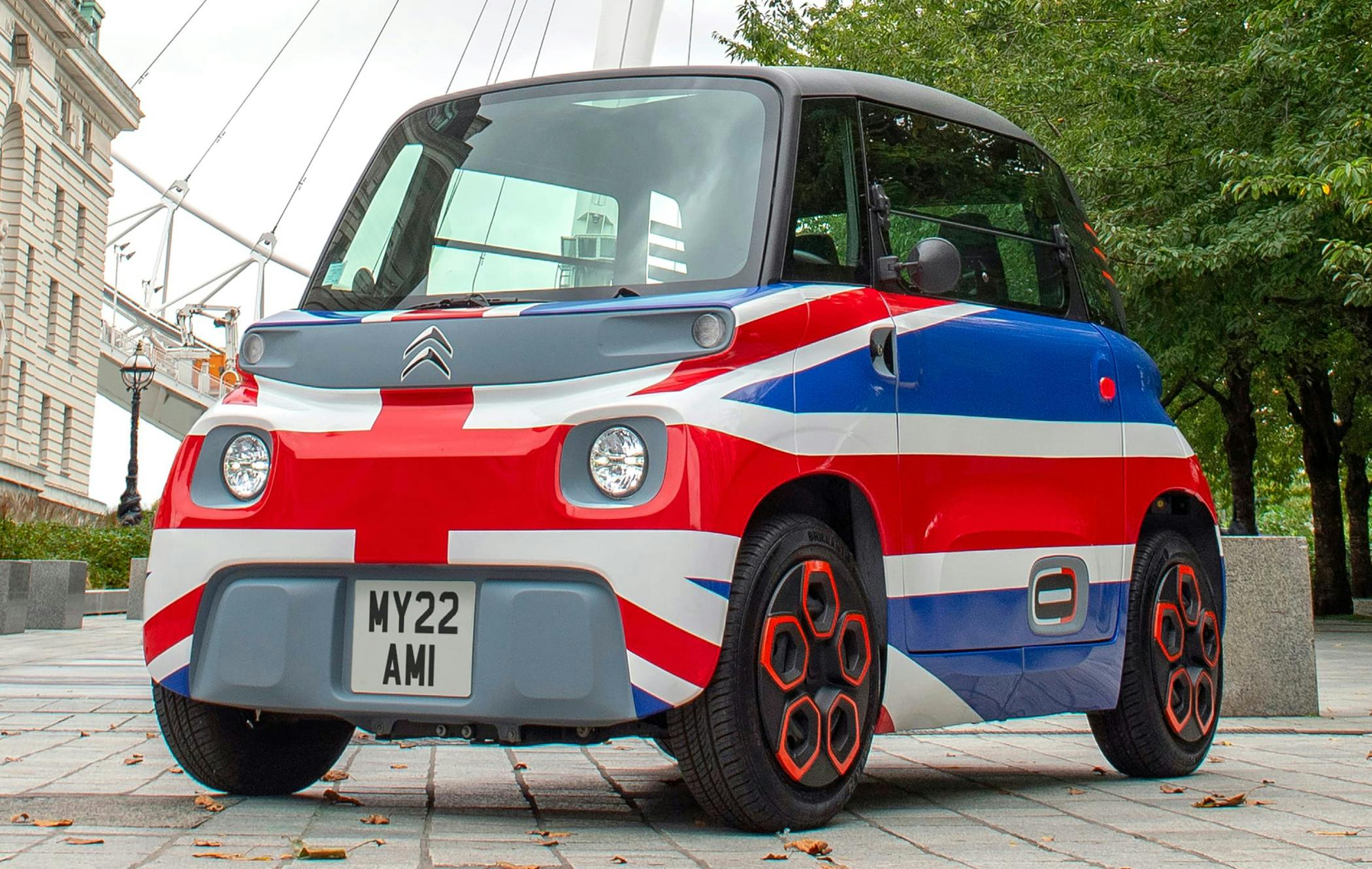 Tiny Citroen Ami EV Quadricycle is coming to Britain! - cinch