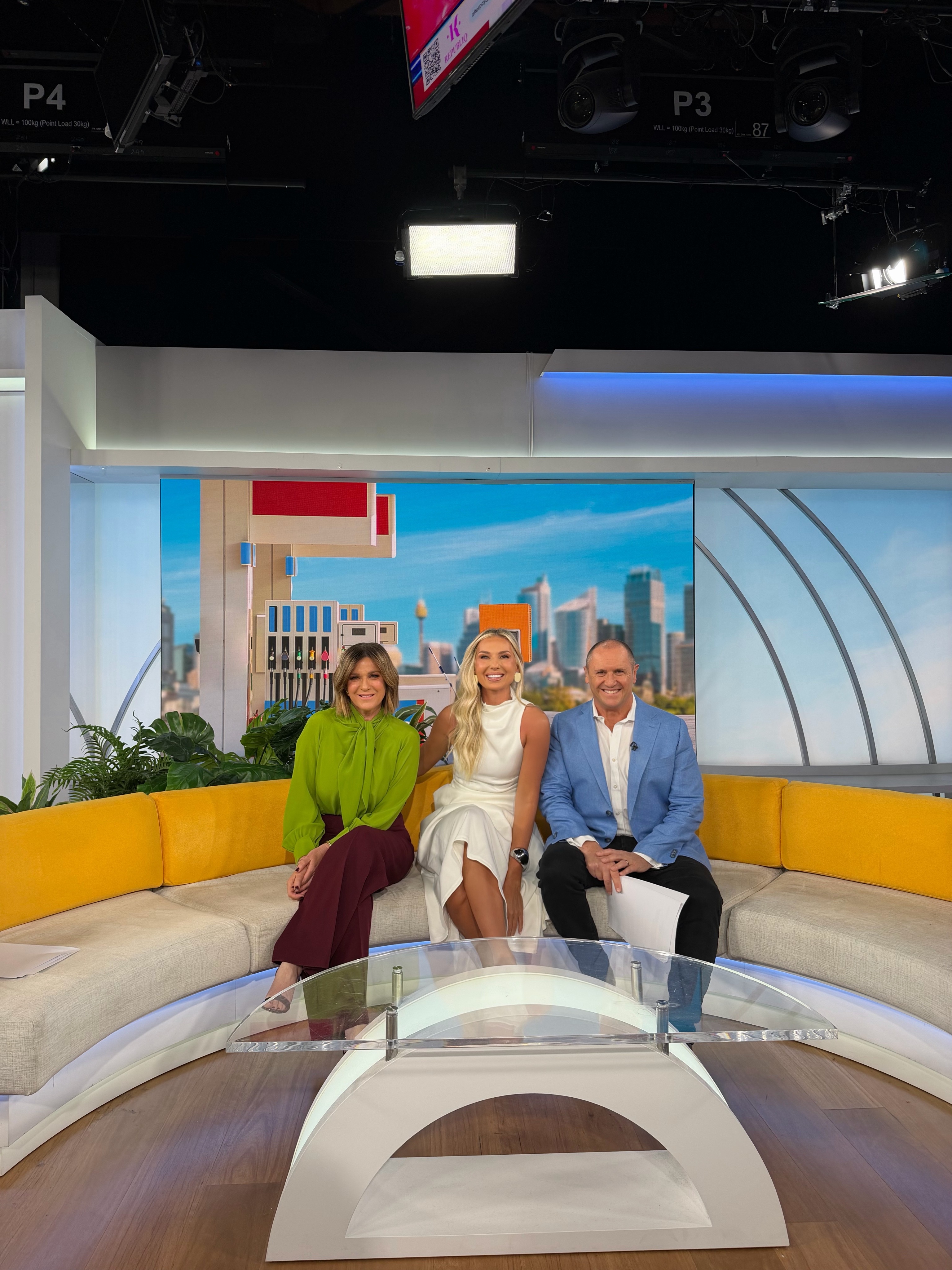 Lauren Hunter LIVE on The Morning Show