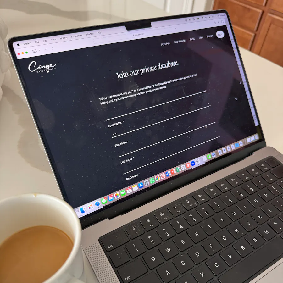 cinqe matchmaking website homepage and coffee
