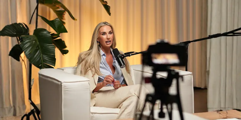 Lauren Hunter best matchmaker in Australia live on TV