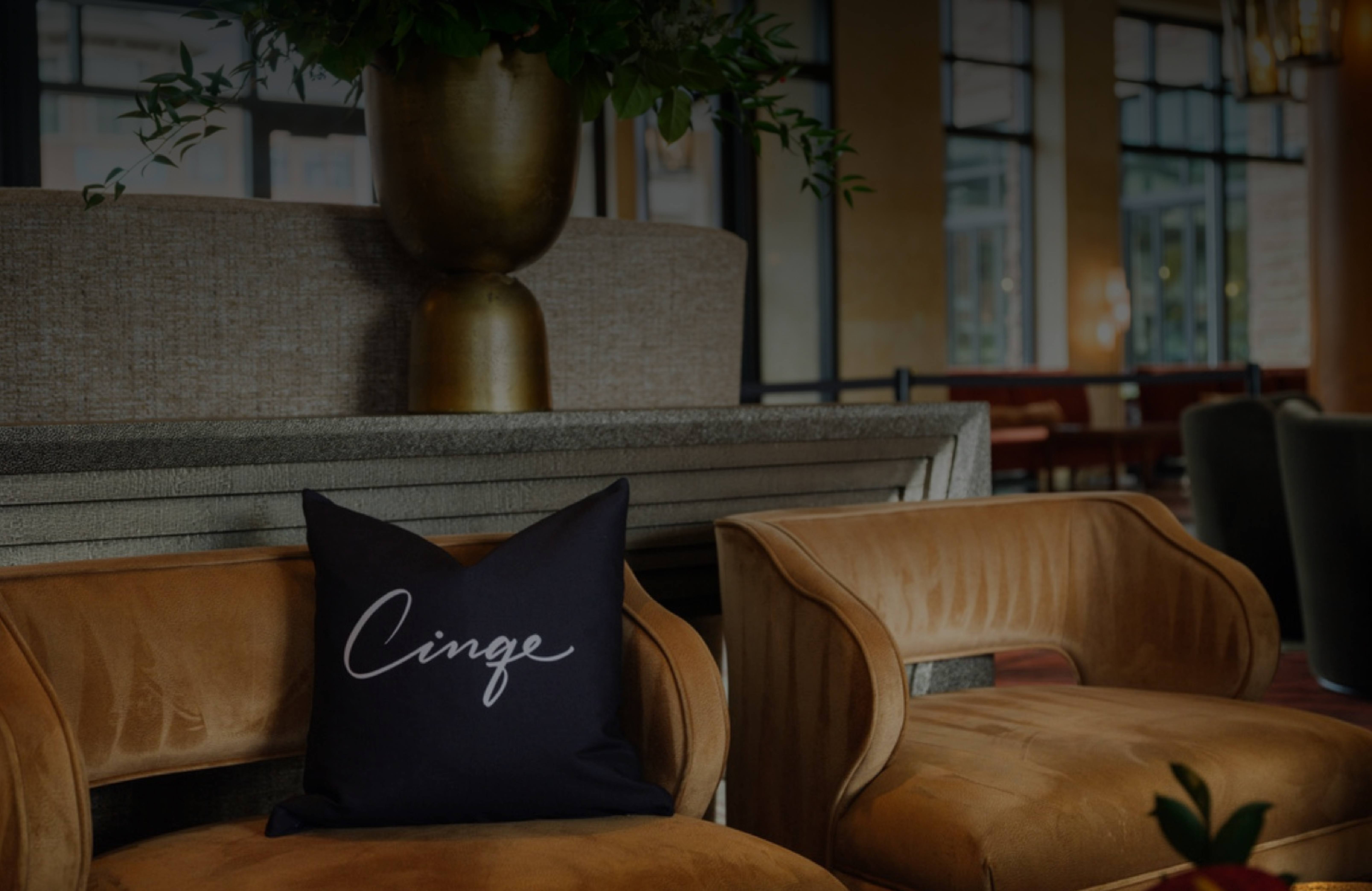 Erica Arrechea luxury matchmaker founder of Cinqe Matchmaking Newport Beach 