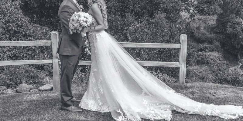 couple wedding by Erica Arrechea cinqe