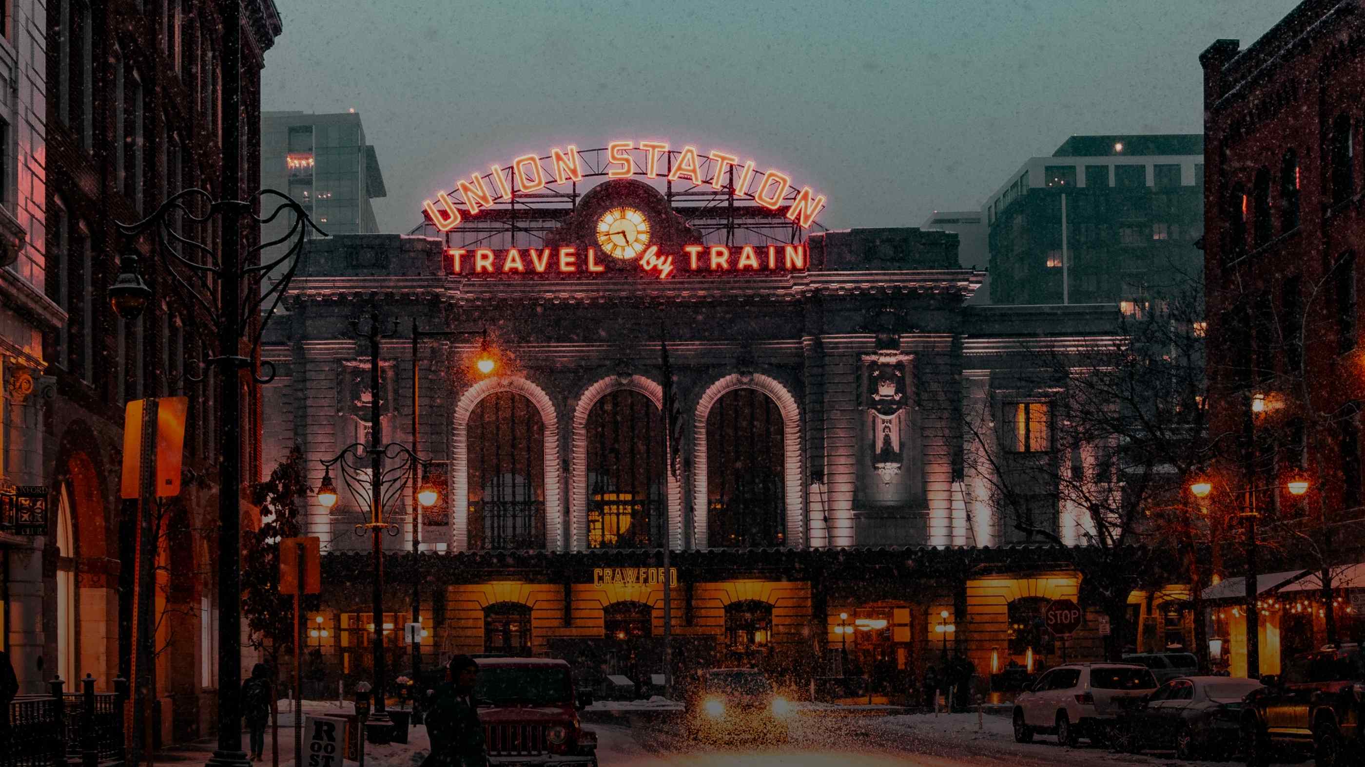 Dating in Denver: A Guide for Successful Professionals