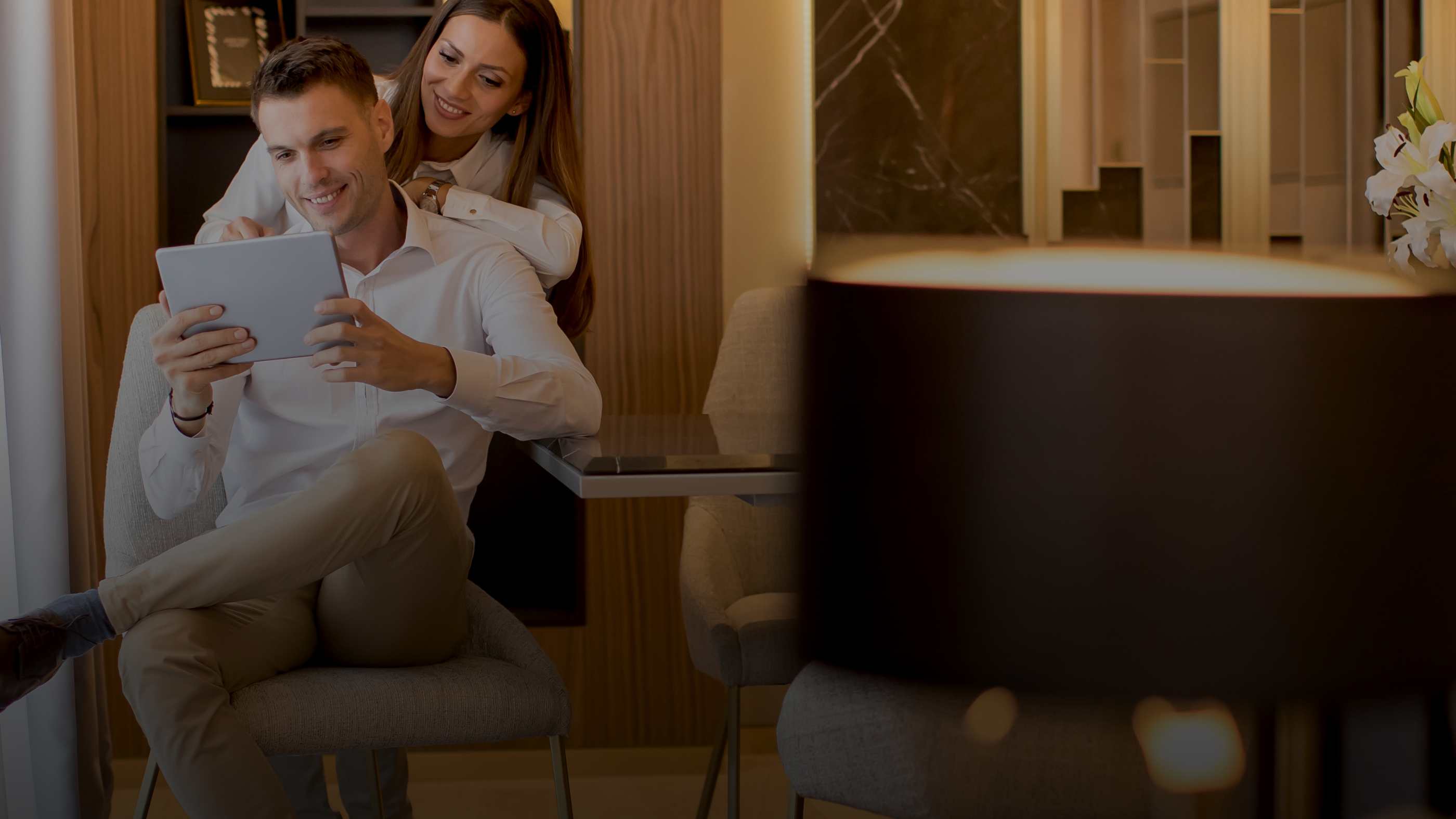 Why Single Billionaires Choose Boutique Matchmakers 