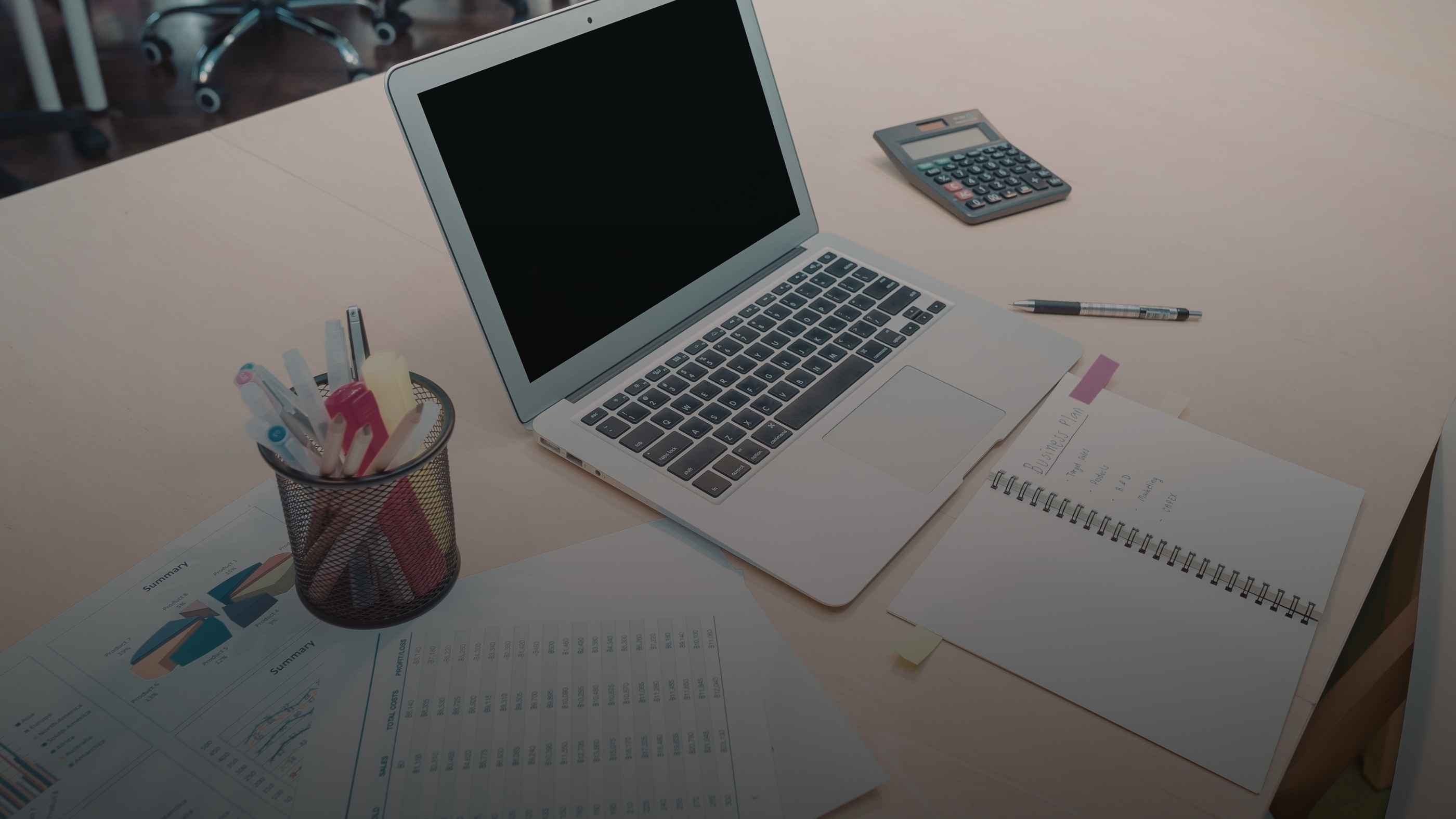 why wealthy men struggle with dating