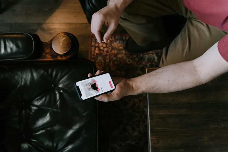 Why Successful Men Over 40 Are Leaving Dating Apps (And What They’re Doing Instead)