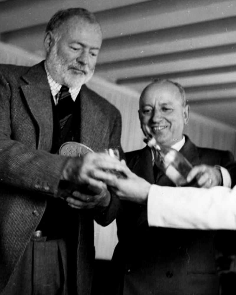 Ernest Hemingway and Giuseppe Cipriani Sr.