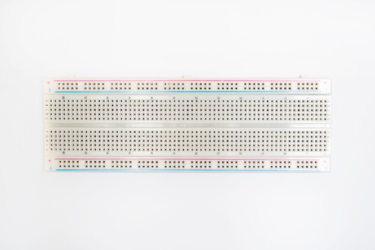 What is a breadboard. Смотреть фото What is a breadboard. Смотреть картинку What is a breadboard. Картинка про What is a breadboard. Фото What is a breadboard