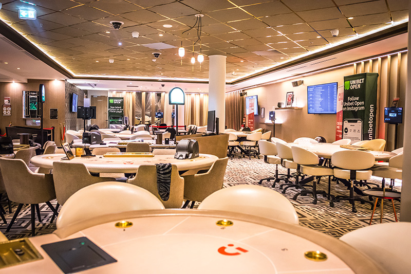 circus circus poker room