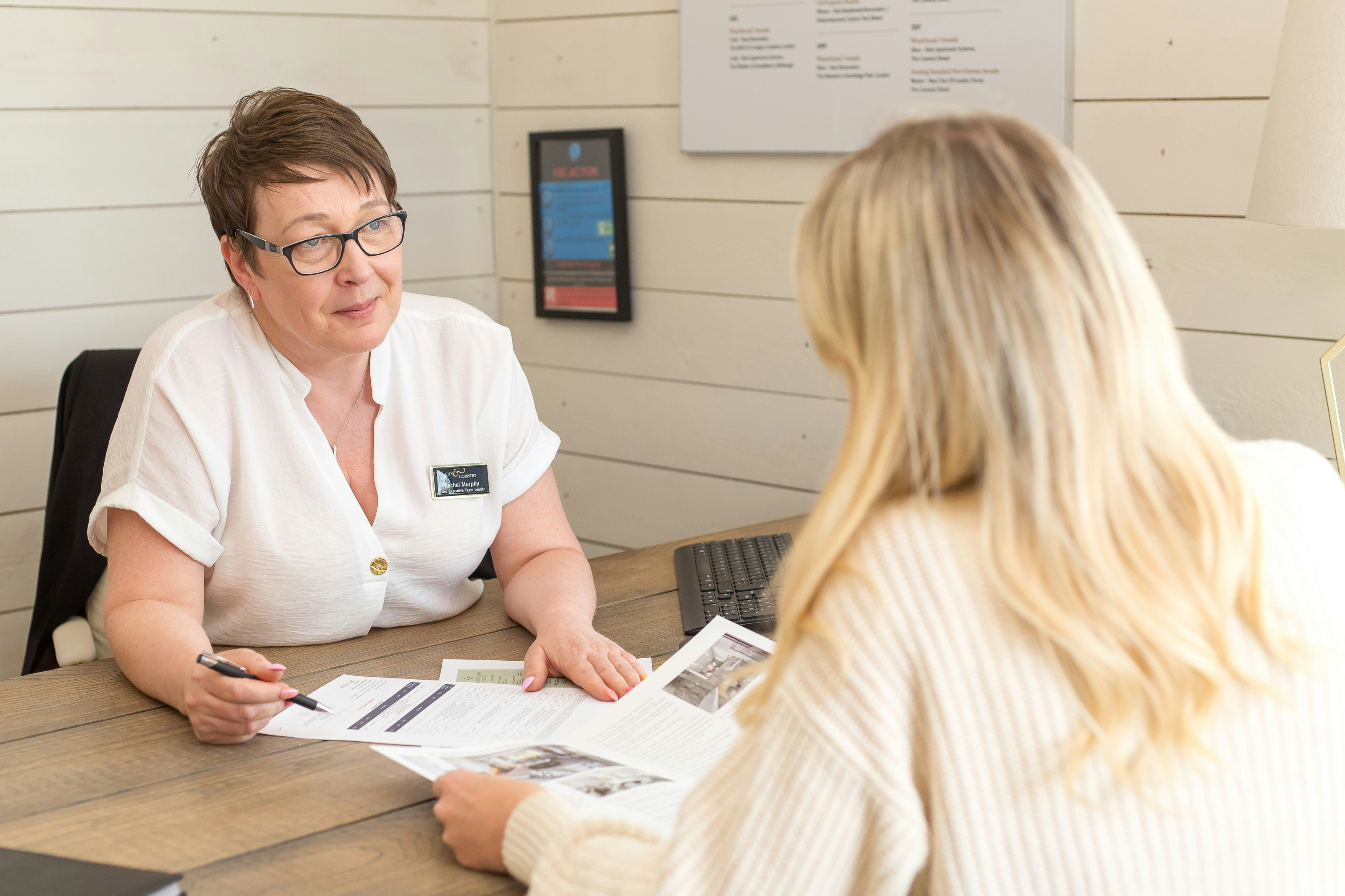 A sales advisor helping a customer