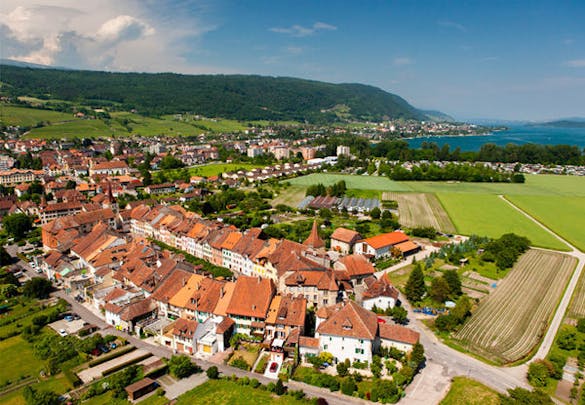 Ausflugsziele in und um Erlach am Bielersee Camping Erlach
