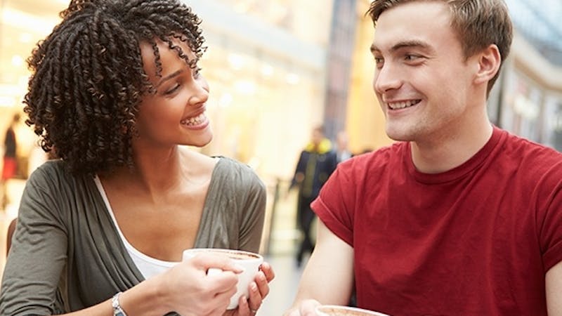 How to act on your first date - Clacified