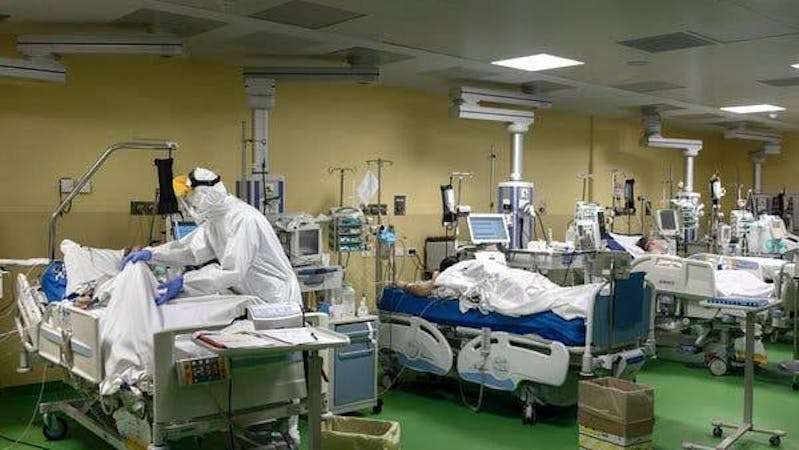 COVID-19 hospitalization surges as the pandemic enters new alarming phase in U.S. amid the Presidential election
