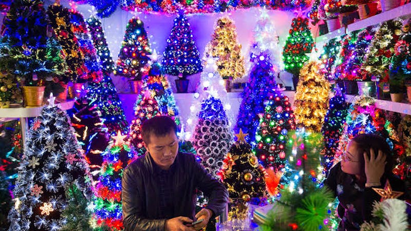 Business in Yiwu, China's Christmas toy production hub threatened by COVID-19