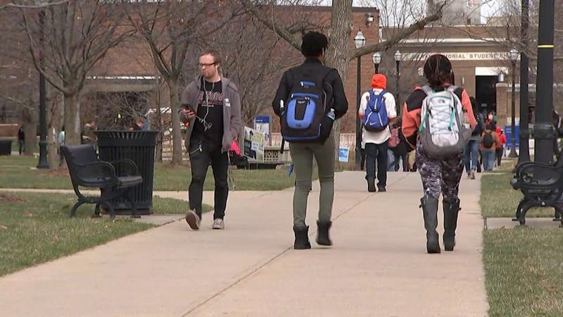 Students heading to lectures
