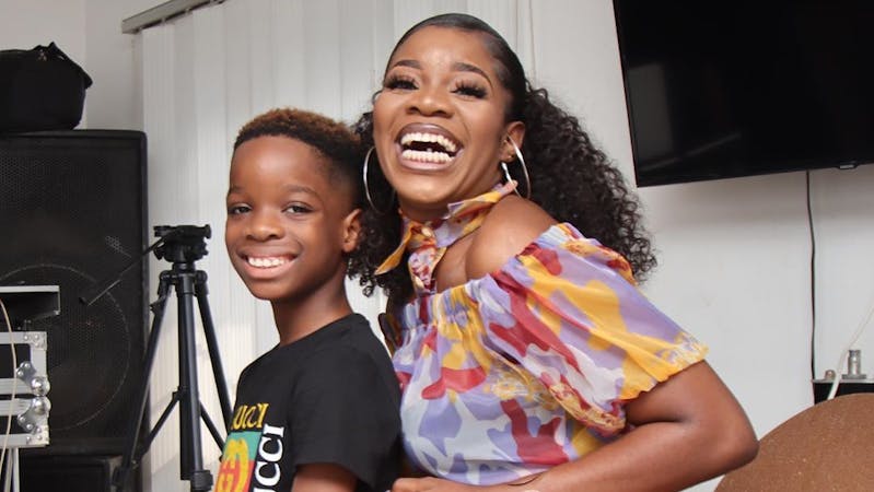 WIskid's baby mama has warned ladies to stop sending nude pictures to their son