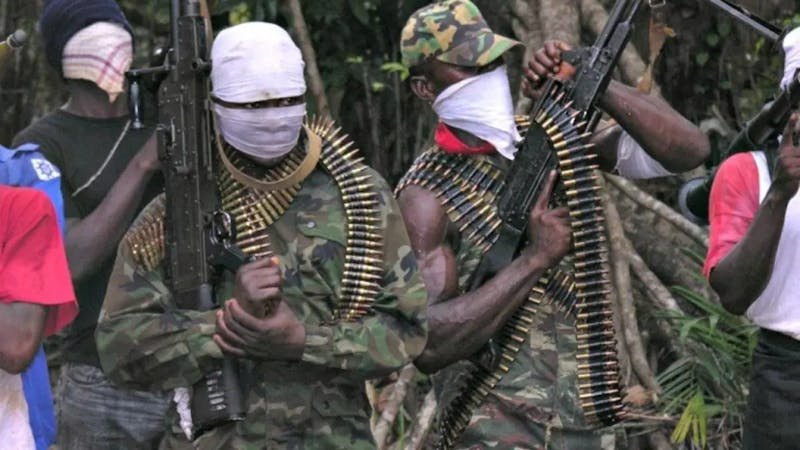 Gunmen in military uniform abduct five Benue revenue workers