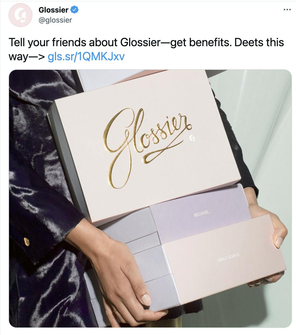 glossier tweet on twitter