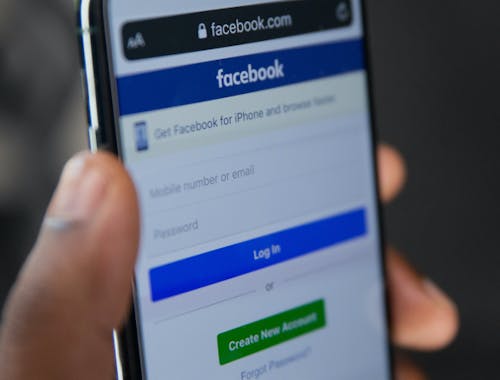 Facebook login on mobile phone